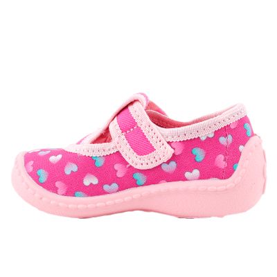 Детски пантофи КК в цикламено със сърца